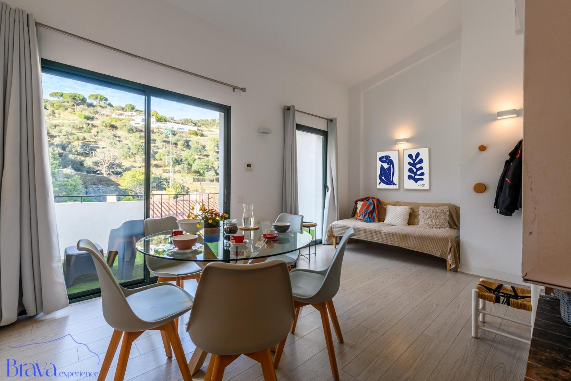 Duplex Sa Tarongeta - 5' Playa I Vistas I Terraza 20m2 I Ascensor I Equipado * Cadaques
